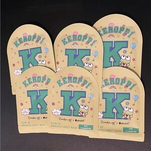 LOT OF THE CREME SHOP KEROPPI KIWI GLOW UP FACE SHEET MASK